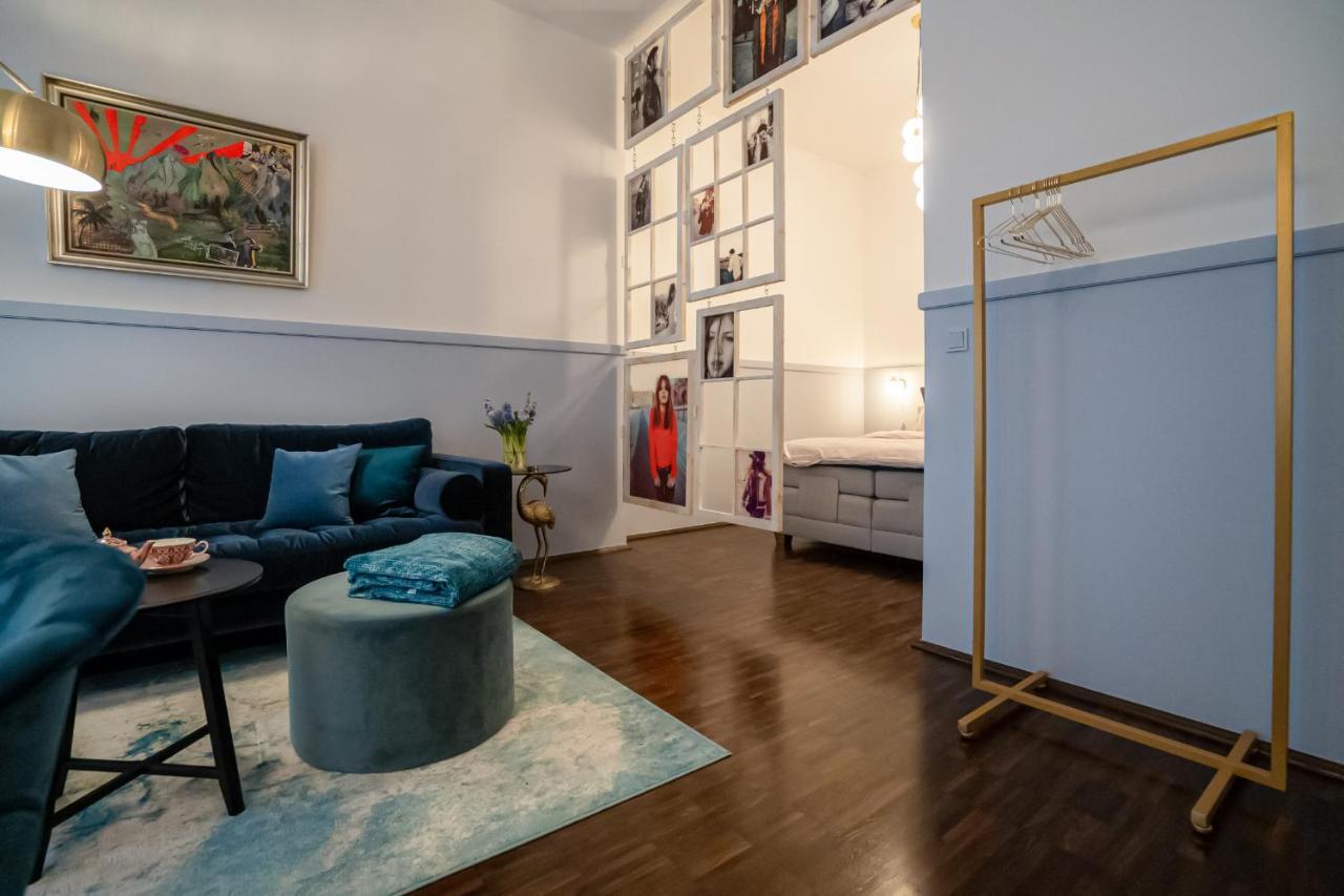 Designer Loft-Ferienwohnung Im Zentrum Mit Tiefgaragen-Parkplatz, Waschmaschine Und Privatterrasse Lipsk Zewnętrze zdjęcie